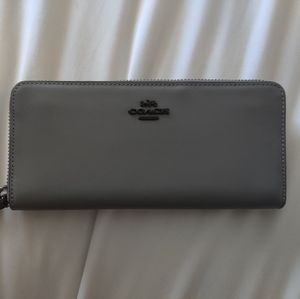 Coach accordion wallet
